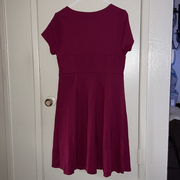 🌼FOR BUNDLE ONLY🌼Torrid Burgundy Dress - Picture 5 of 12